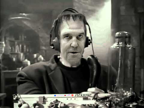 JOHN-KERRY-HERMAN-MUNSTER5.bmp