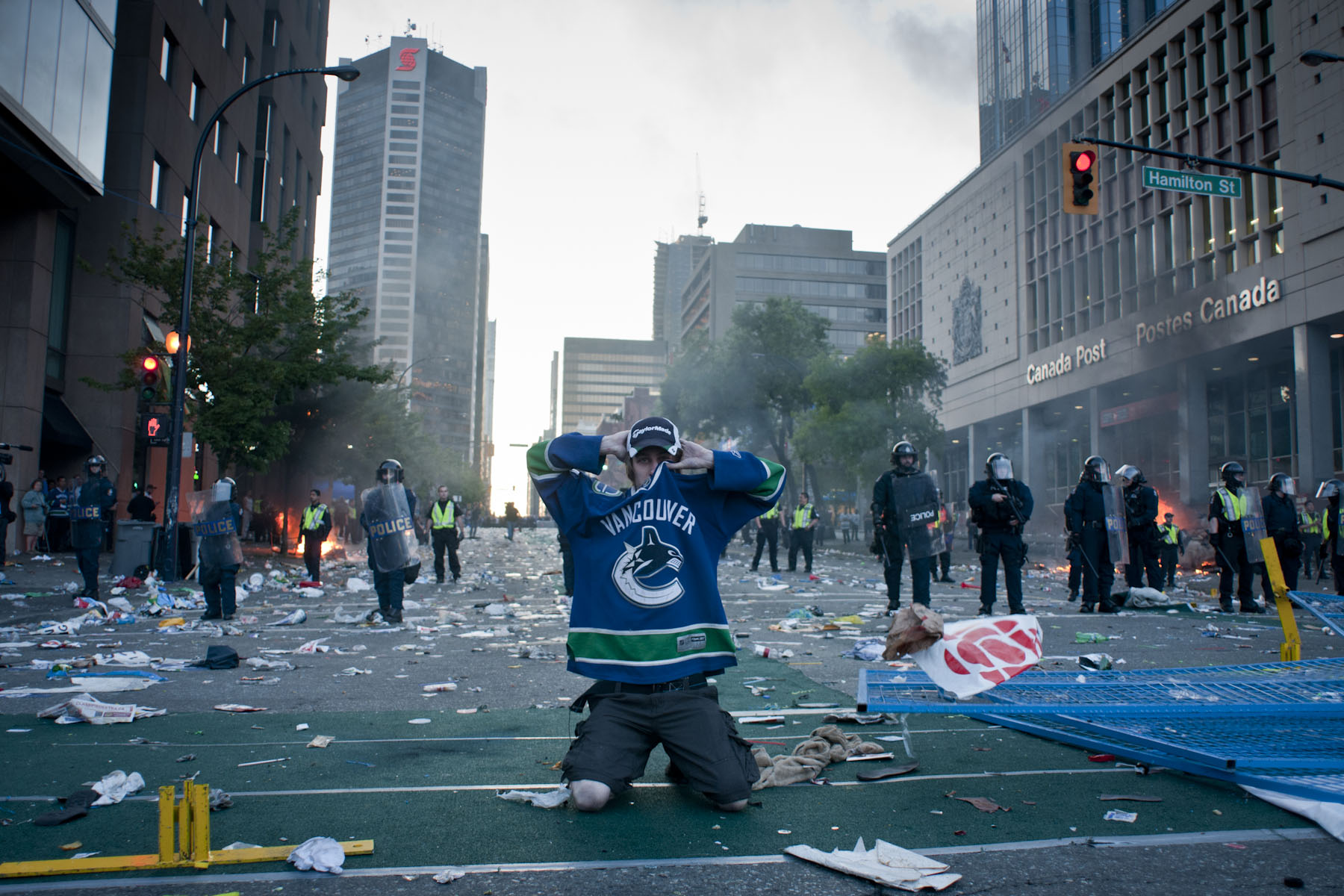 canucks_riots_13.jpg