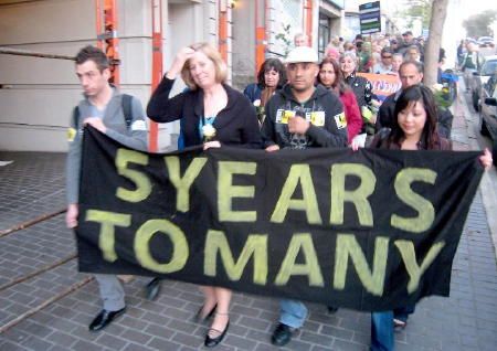 tomany2.jpg