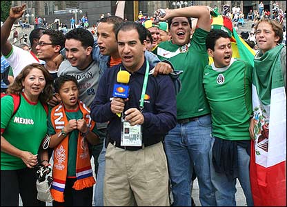 41806854_mexicans416.jpg