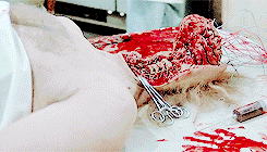 tumblr_ncw9dxFHgL1tiikwoo4_r1_250.gif