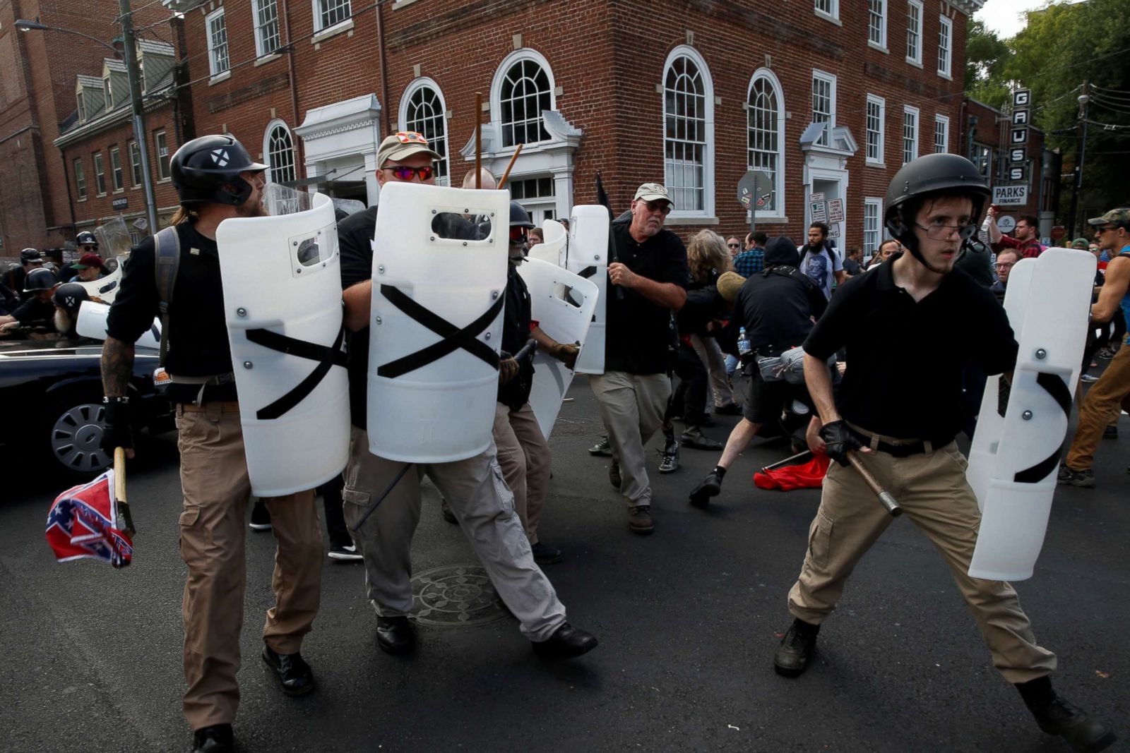 charlottesville-protests-9-rt-jt-170812_3x2_1600.jpg