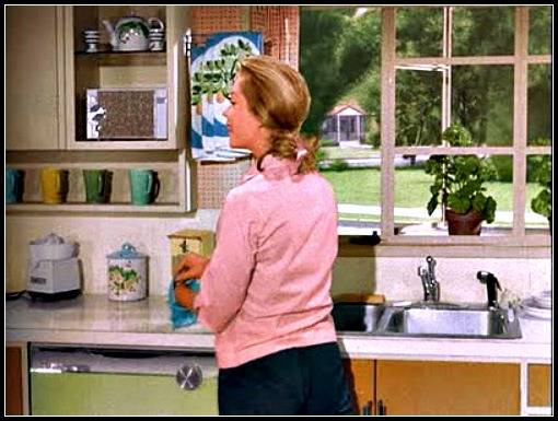 bewitched+kitchen+1960's+pm.jpg