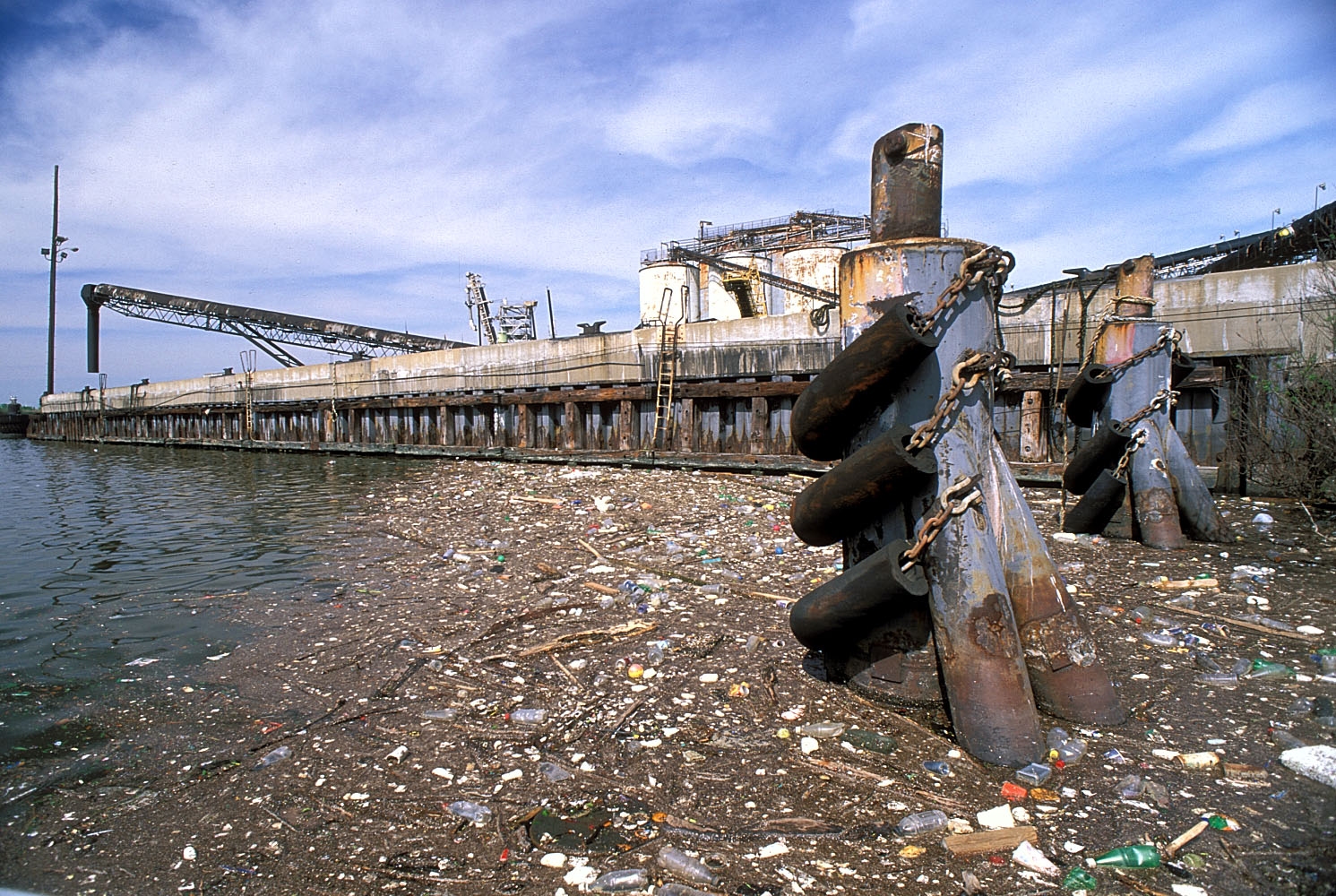 galveston_bay_pollution_1.jpg