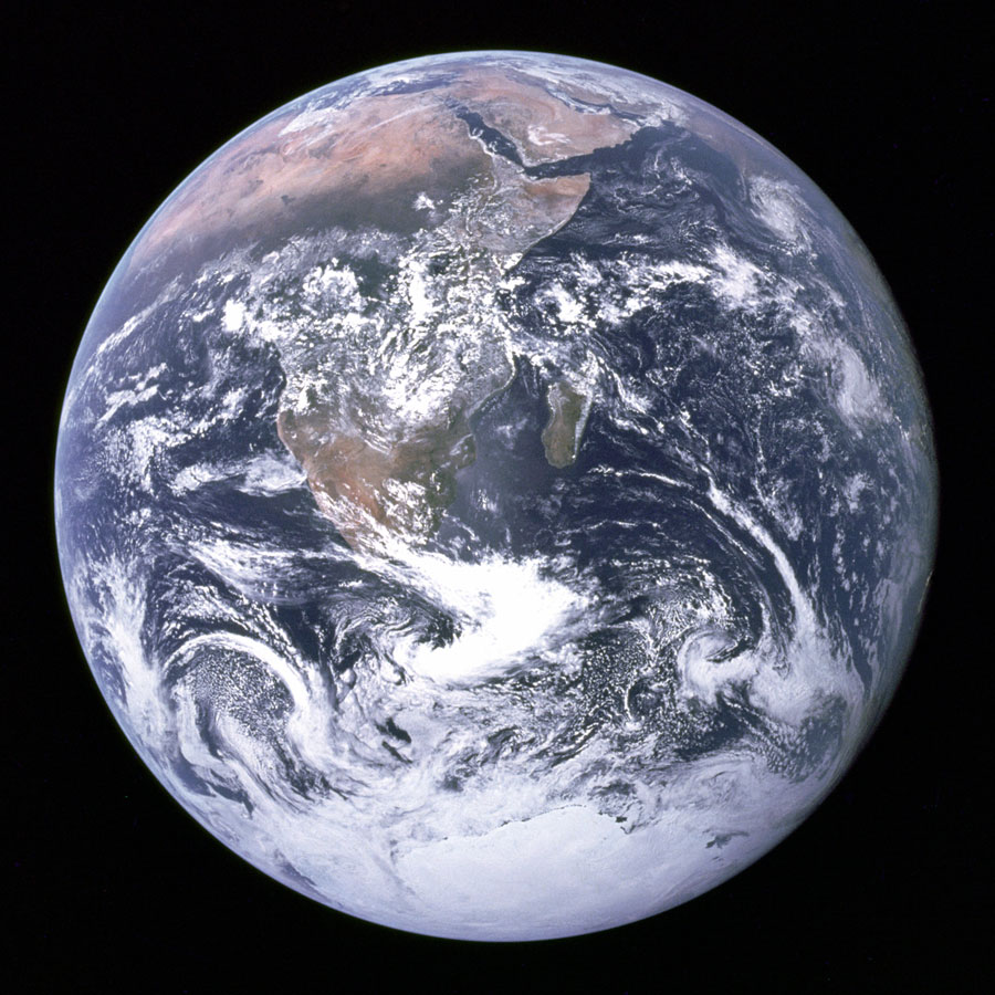 bluemarble_apollo17.jpg