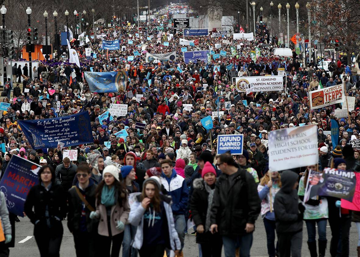 632855674-thousands-of-people-march-on-constitution-avenue-during.jpg.CROP.promo-xlarge2.jpg