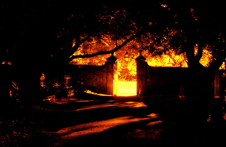 the_gates_of_hell_by_Demonoftheheavens.jpg