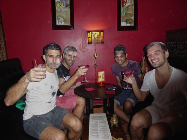 19-Miss-Wong-bar-Stef-Seb-Aaron-Johan.jpg