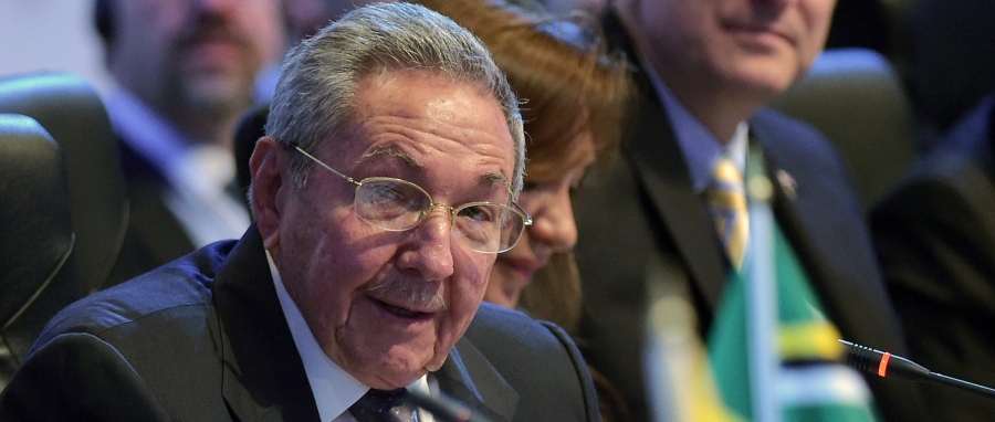 r-RAUL-CASTRO-huge.jpg