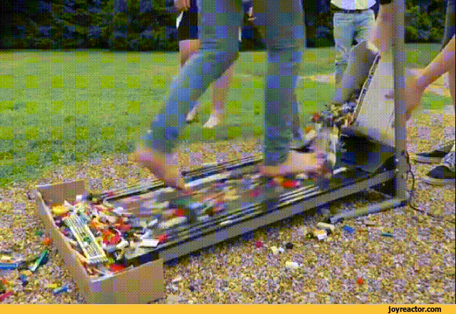 gif-lego-treadmill-pain-3968223.gif