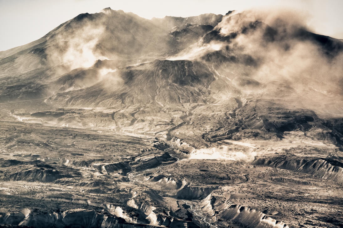 mount_saint_helens_by_arnaudperret-d5kejvo.jpg