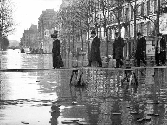 Paris-1910-flood.jpg