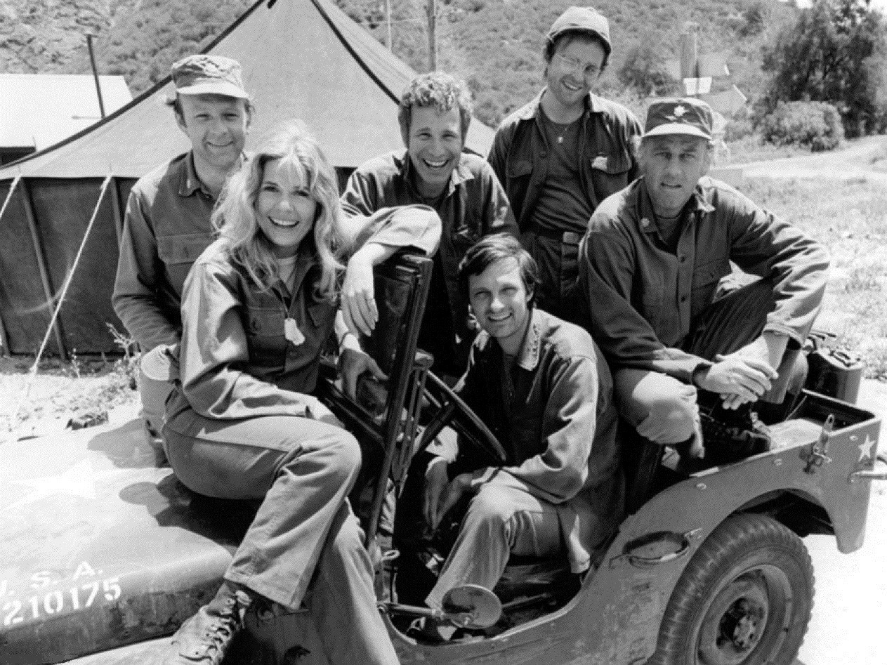 MASH_TV_cast_1974.JPG