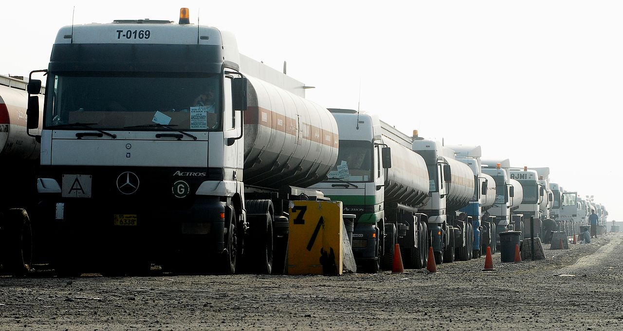 oil-tank-truck-iraq.JPG