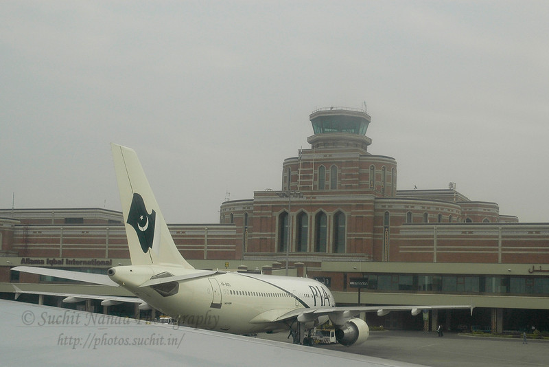 lahore+airport.jpg