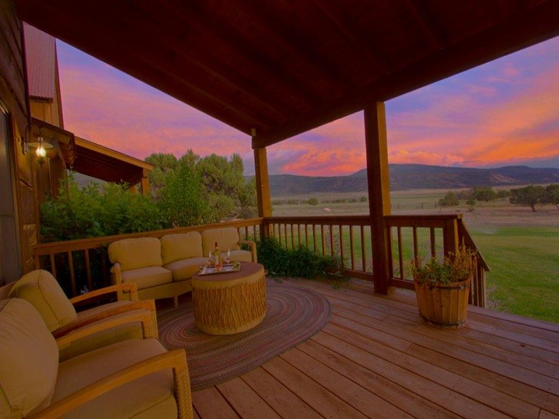 Covered-Porch-Main-Picture-800x600.jpg