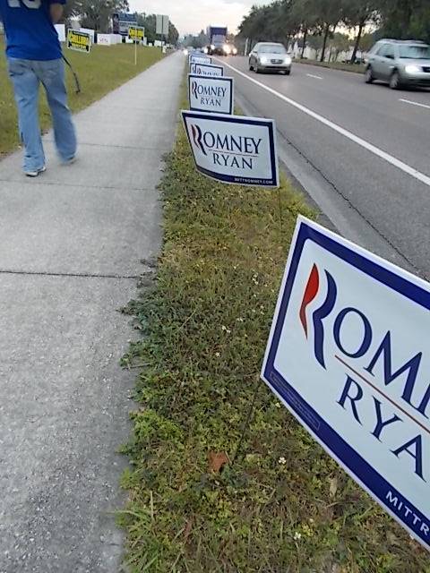 white-Romney-Ryan-signs.jpg