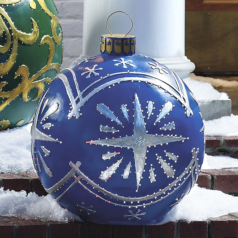 outdoor-lighted-christmas-ornaments-4.jpg