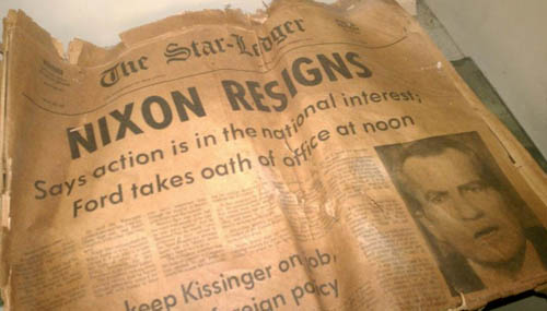 Nixon-Resigns.jpg
