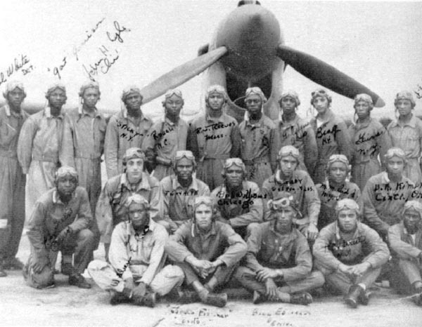tuskegeeairmen2.jpg