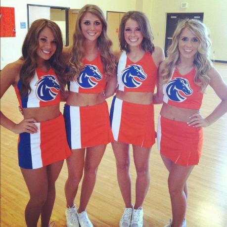 boise-state-cheerleaders-L-gGephg.jpeg