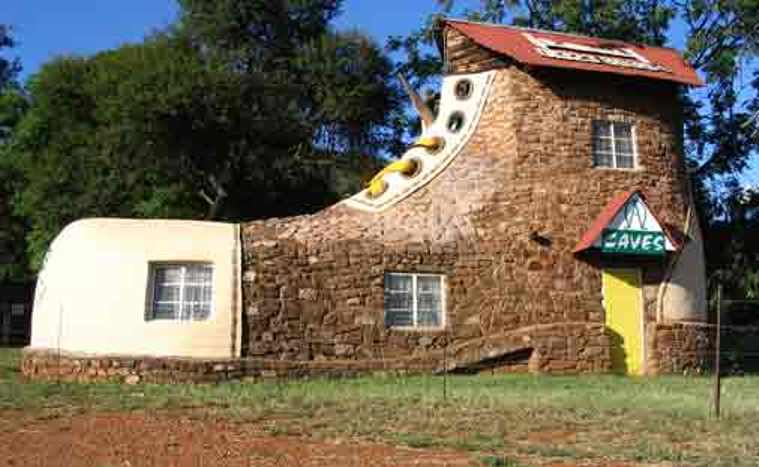 shoe+house.jpg