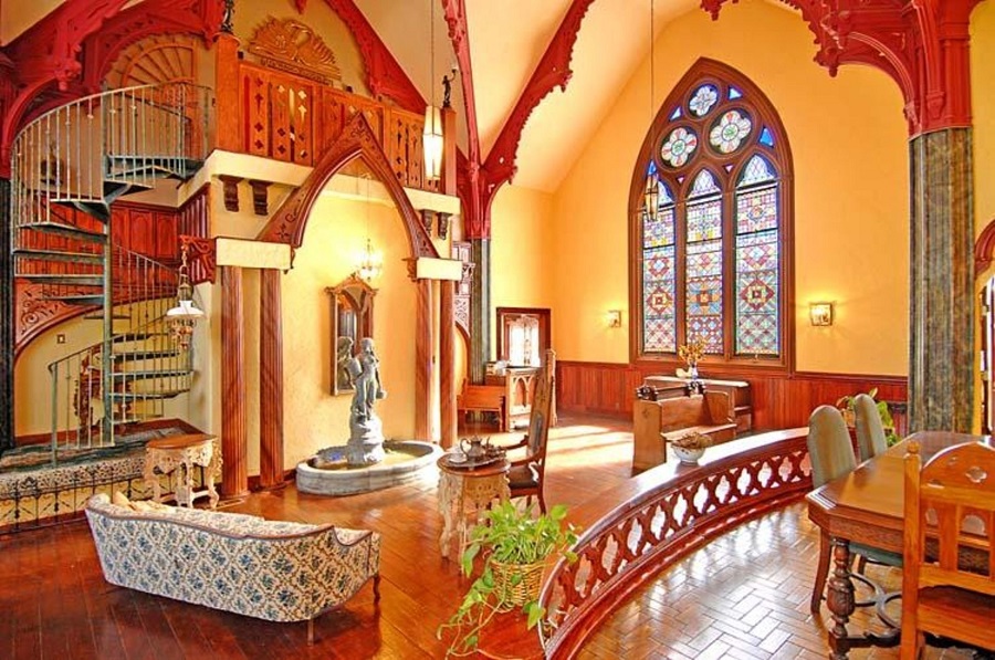 stained-glass-0c3db4.jpg