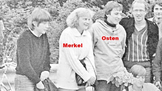 MERKEL1.jpg