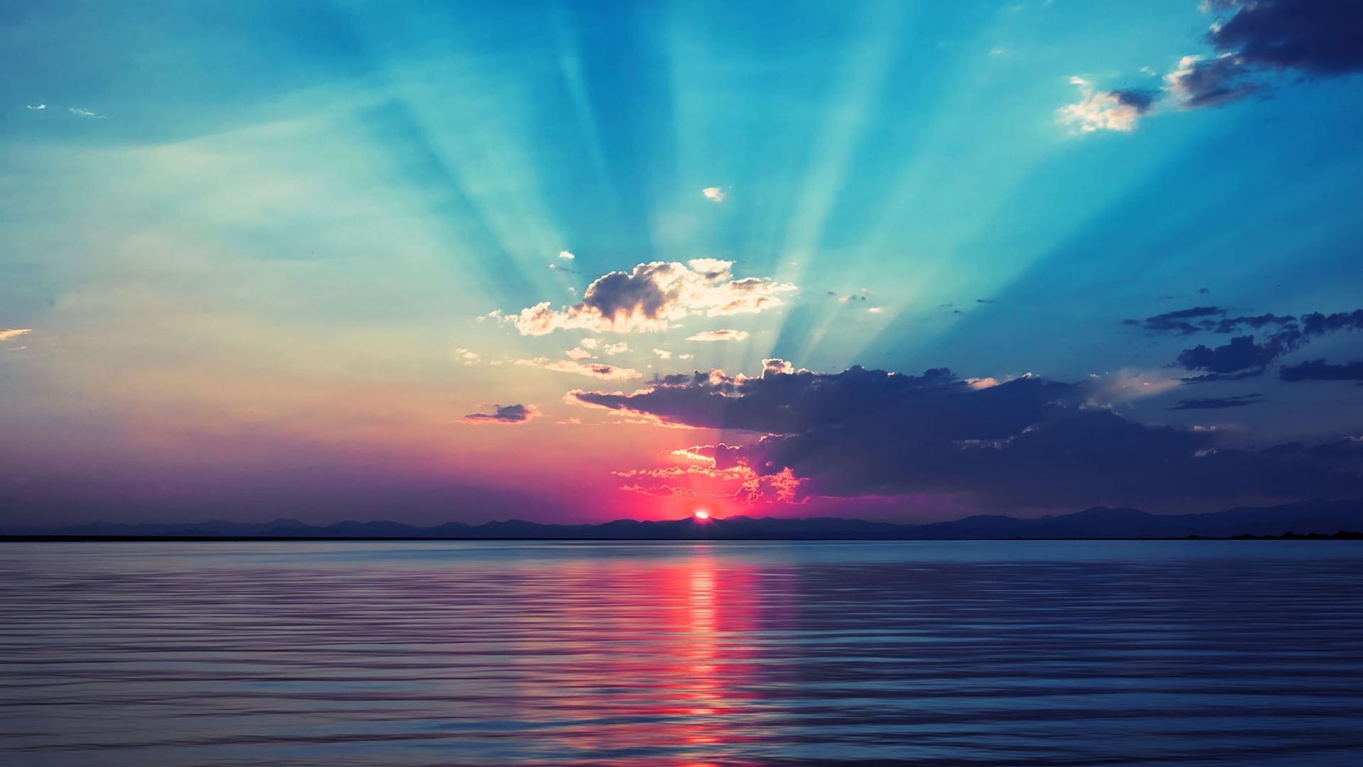 beautiful-sunrise_113518630.jpg