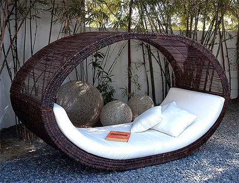lifeshop-outdoor-furniture-2.jpg