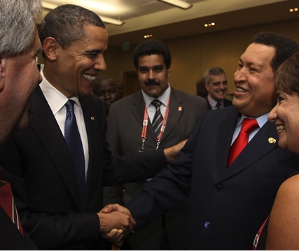 obama-chavez-smiles09.jpg