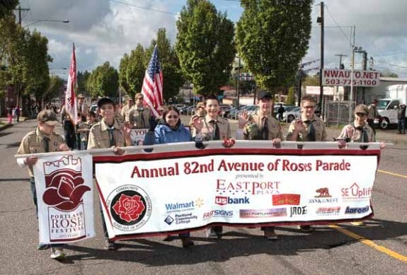 avenue-of-roses-parade-575x389.jpg