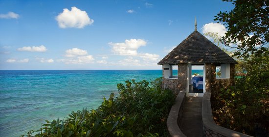 cliffside-spa-huts.jpg