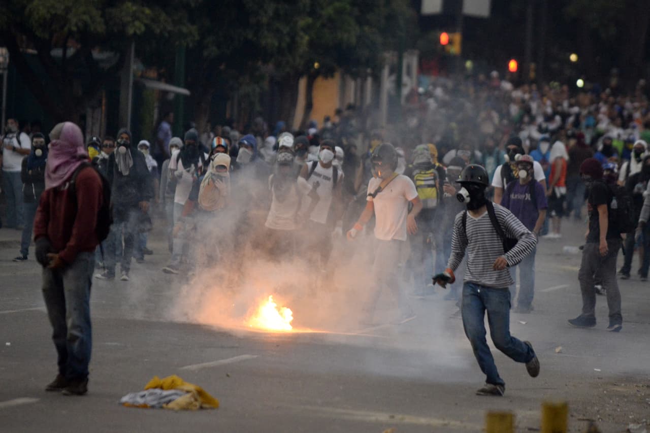0313_venezuela-protests.jpg