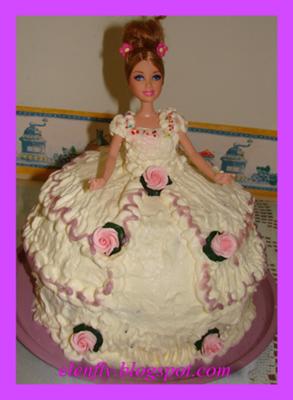 princess-doll-cake-21322674.jpg