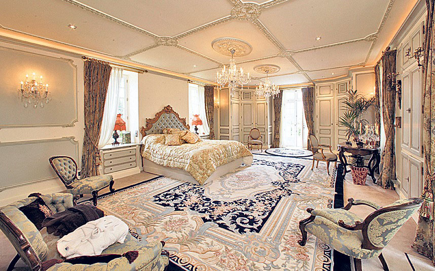 Unique-Master-Bedroom-Suite_1.jpg
