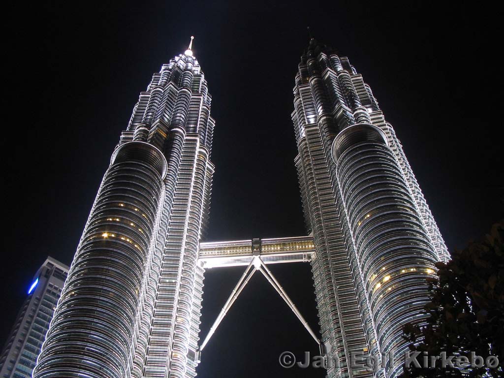 kuala-lumpur-petronas.jpg