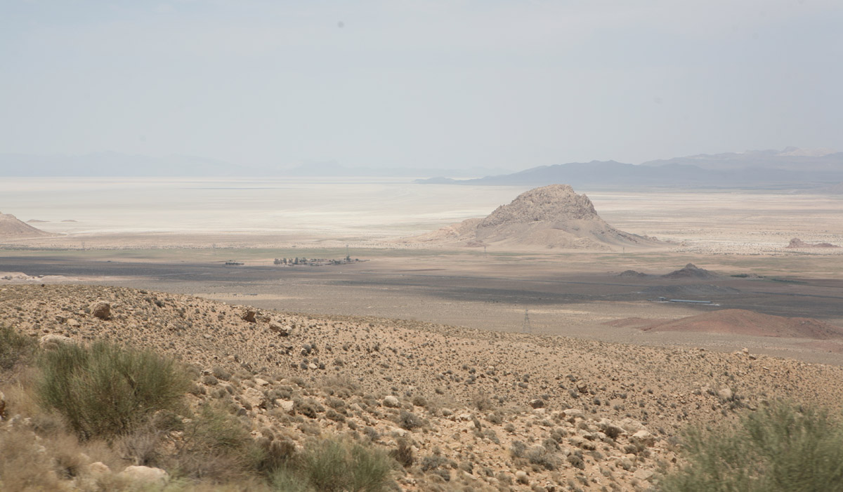 desert_close_shiraz.jpg