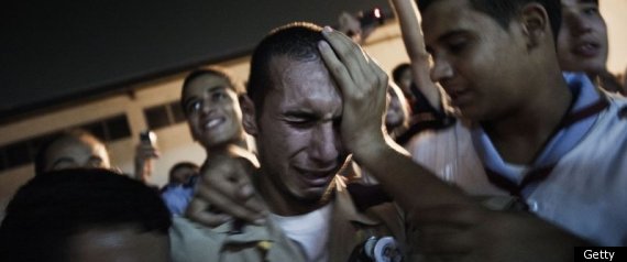 r-LIBYA-PRISONERS-large570.jpg
