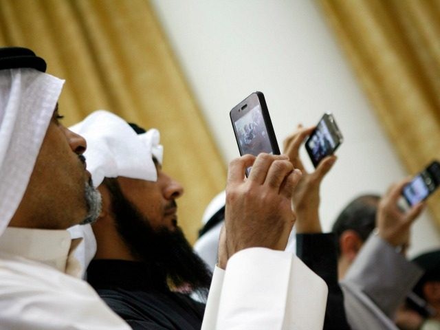 arab-social-media-640x480.jpg