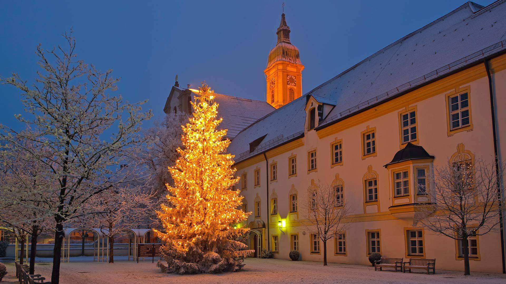 World___Austria_Christmas_in_Neustift__Austria_070293_.jpg