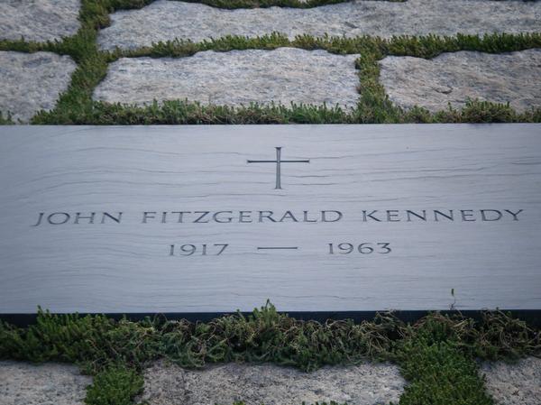 jfk_headstone.jpg