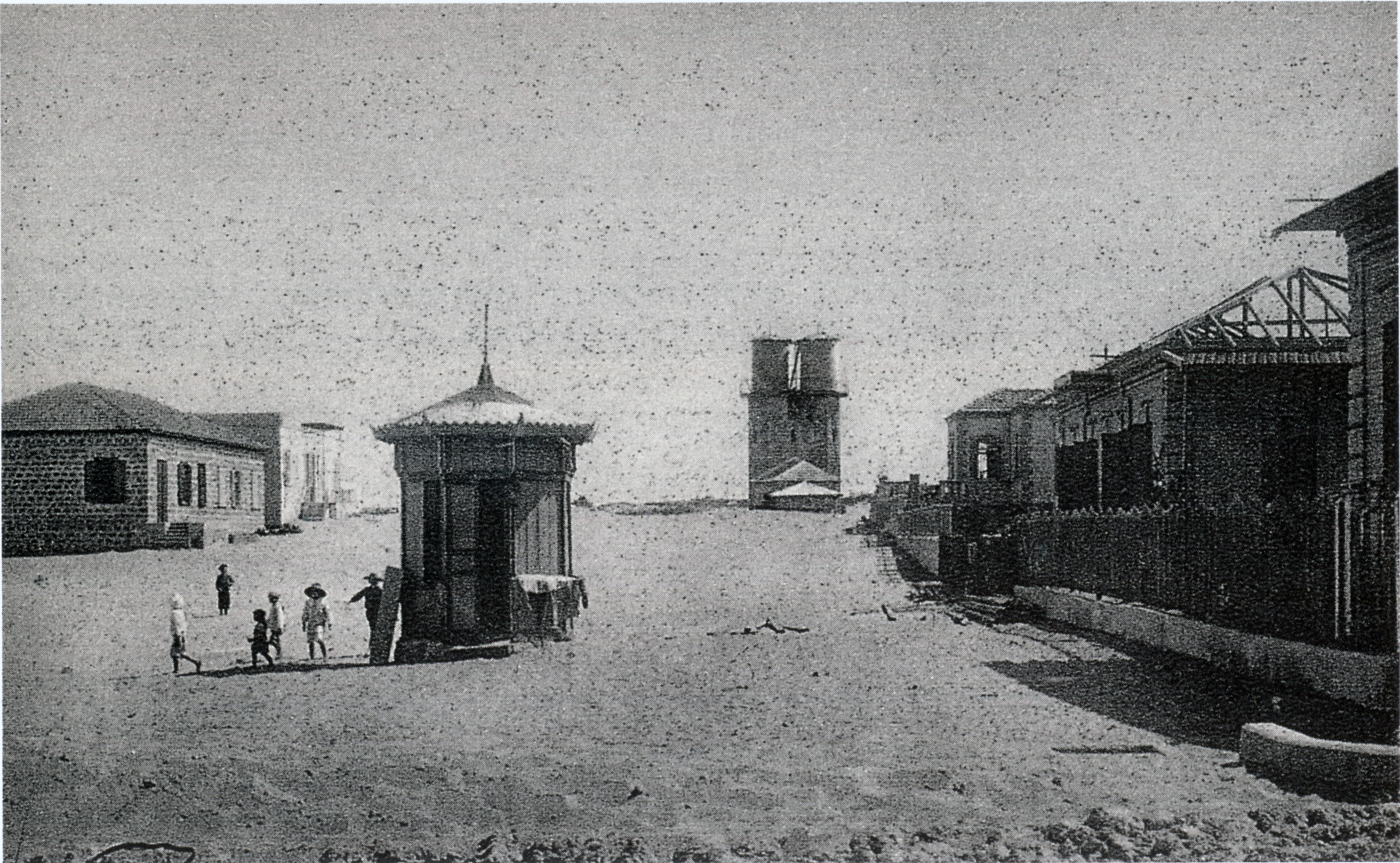 Kiosk-1910.jpg