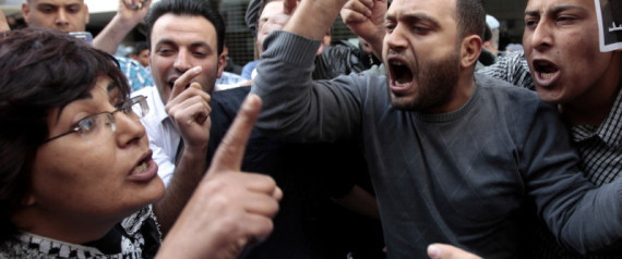r-SYRIA-PROTESTS-large570.jpg