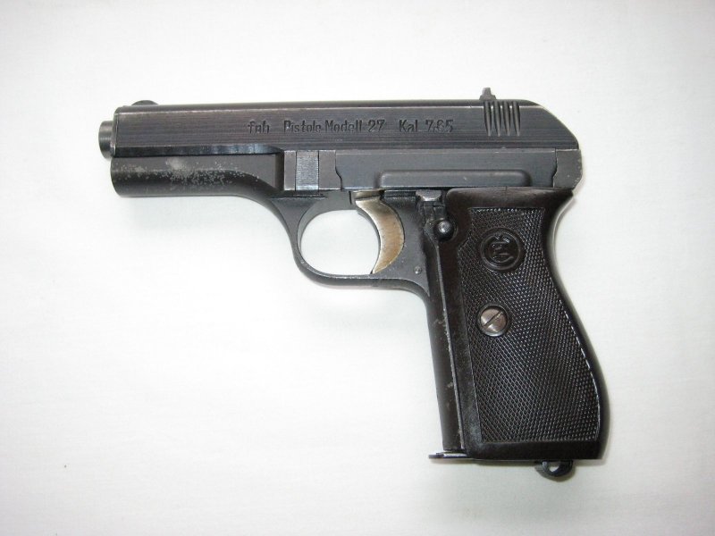 cz27_2.jpg