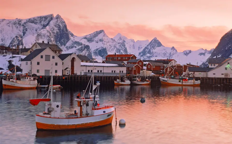 31fishermans-village-norway.jpg