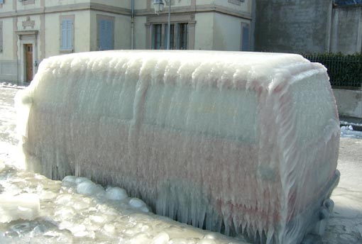 car_frozen_in_ice_immovable.jpg