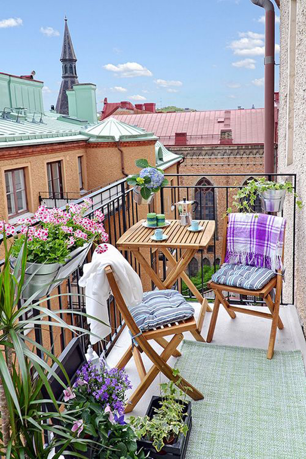 small-balcony-apartment-ideas.jpg