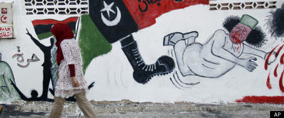 r-LIBYA-GADDAFI-ART-large570.jpg