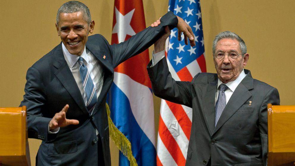 Obama-Castro-Intel-Sharing.jpg